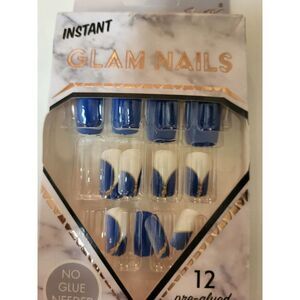 2 INSTANT GLAM SQUARE SHAPED NAILS. NAVY,WHITE W/GOLD ACCENT .NO GLUE NEEDED